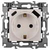 Миниатюра фото розетка эра серия 12 12-4108-15 2p+e 16a-250в со шторками с usb type-a+c 5в-3а перламутр б0067767 | 220svet.ru